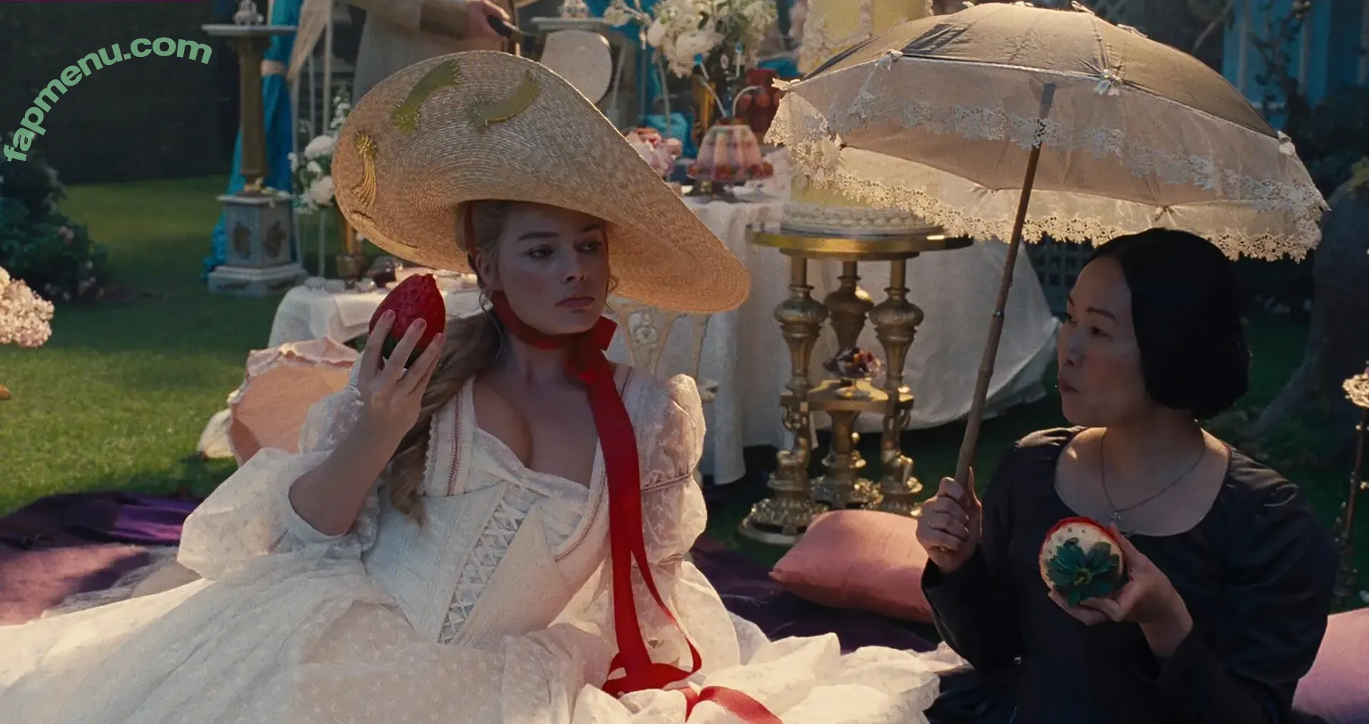 Margot Robbie nude photo #4271 (margotrobbie / margotrobbieofficial)