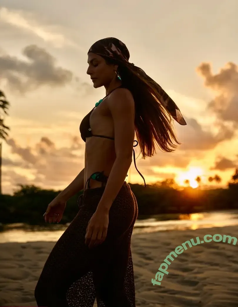 Mari Gonzalez nude photo #0225 (Mari Baianinha / marigonzalez)