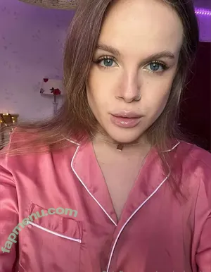  nude photo #0020