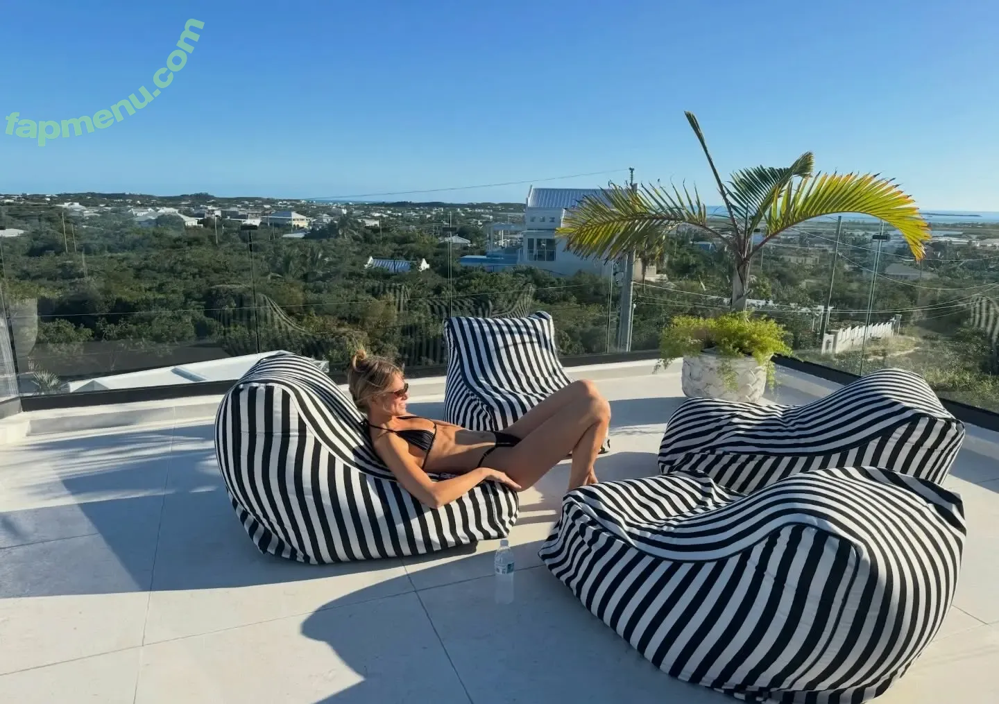 Mari Lederman nude photo #0085 (mari.lederman)