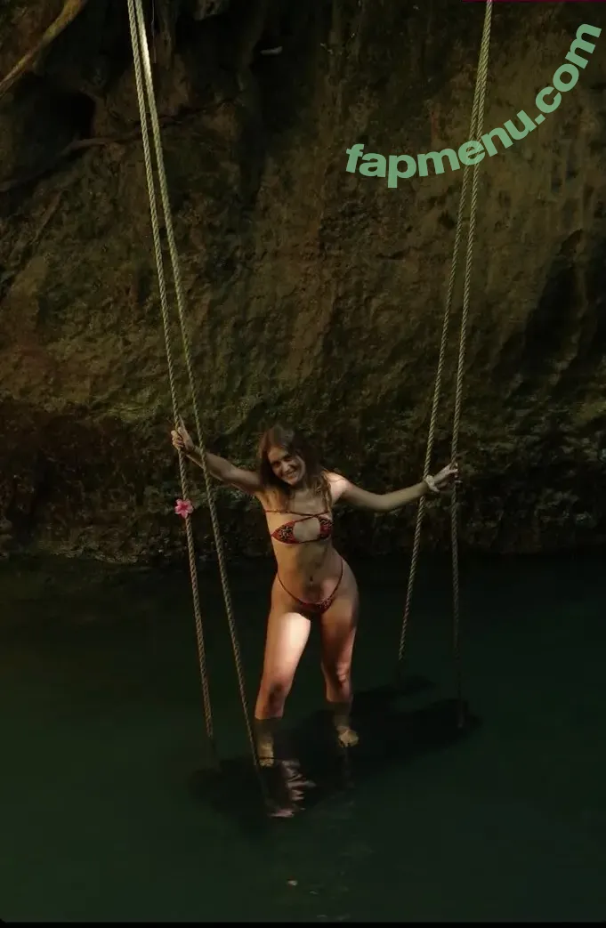 Maria.Ludovicaa nude photo #0135 (Maria.Ludovicaa)