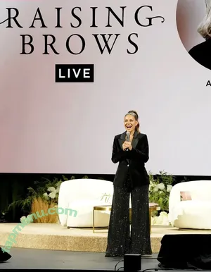 Maria Menounos / MenounosBooty / mariamenounos nude photo #0650