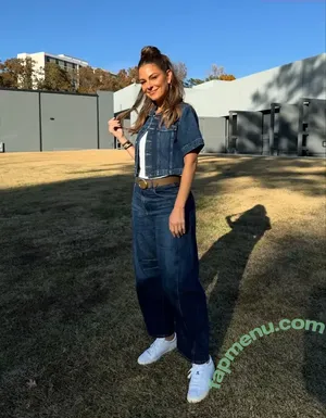 Maria Menounos / mariamenounos nude photo #0685