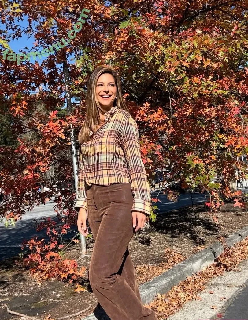 Maria Menounos nude photo #0672 (mariamenounos)