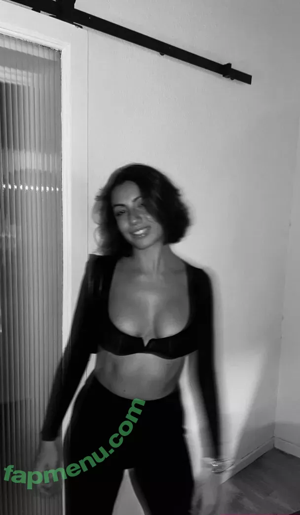 Maria Mood nude photo #0163 (mariamood____ / miamoobs)