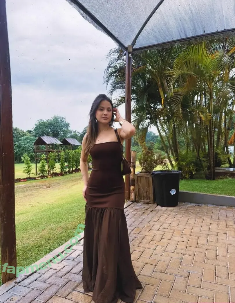 Maria Nicolly nude photo #0039 (E Maria Emanuelly / eumarianicollyoficial)