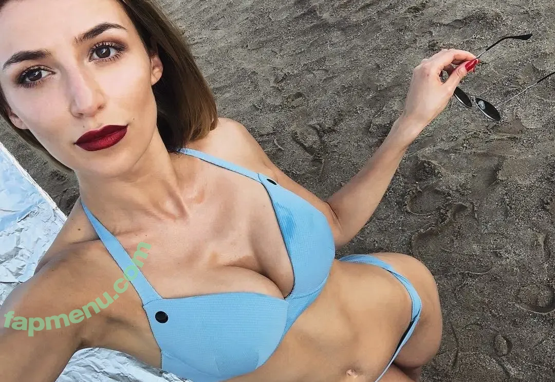 Maria Tretjakova nude photo #0004 (Maria Tretjakova)