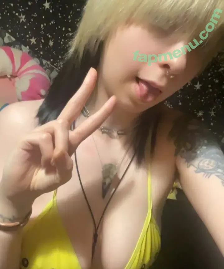 MariaChu nude photo #0005 (kawaiimariazomb13)