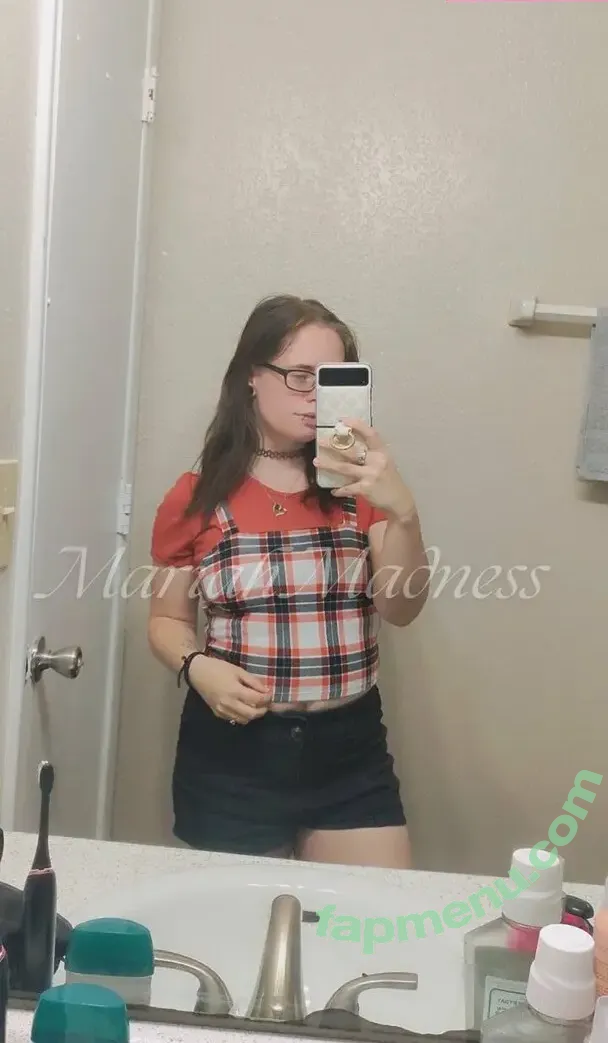 mariah_madness nude photo #0010 (xx_deadbitxh_xx__)