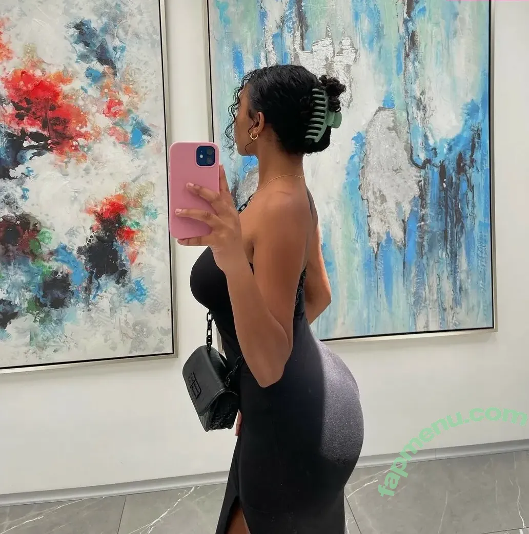 Mariahellie nude photo #0001 (mariah / mariahellienma / mariam)