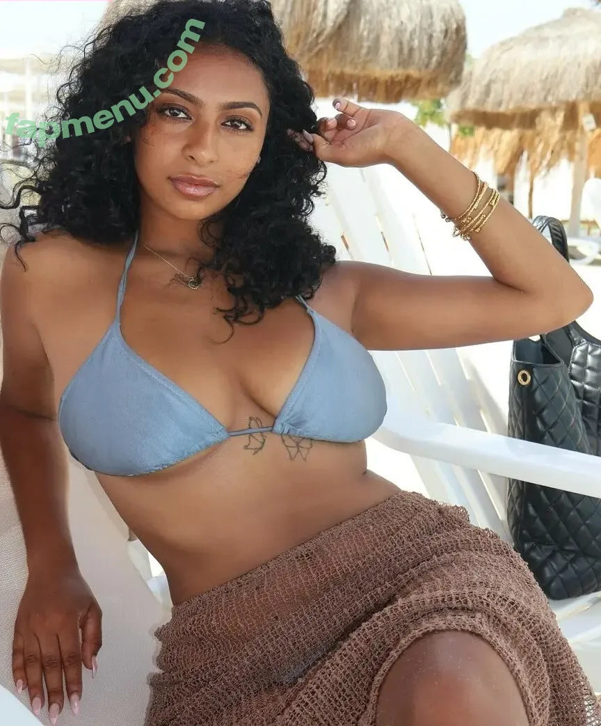 Mariahellie nude photo #0060 (mariah / mariahellienma / mariam)