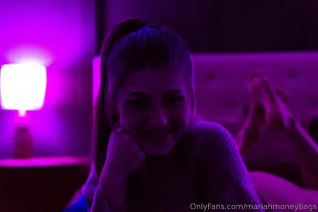 mariahmoneybags / mrsmoneybags nude photo #0013