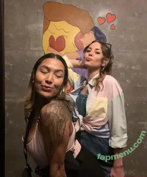 MariahPapayyaa nude photo #0002