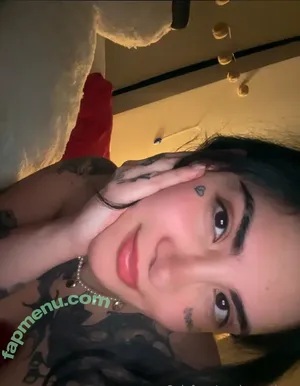 mariamartinxz / themillkguzzler nude photo #0023