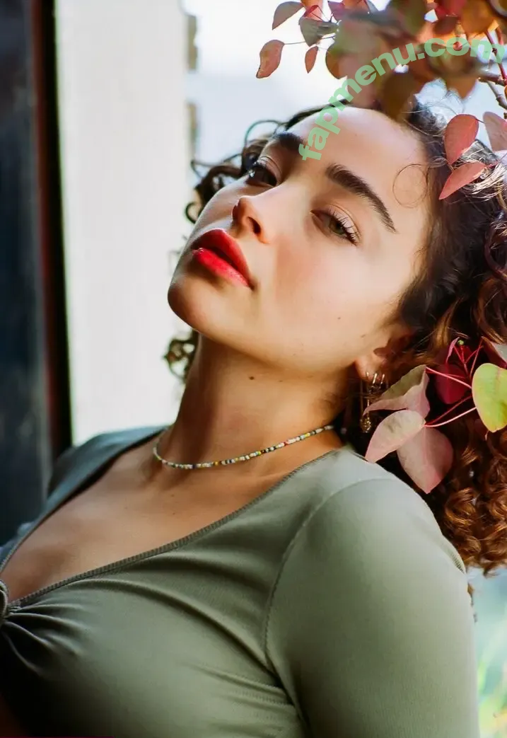 Marian Soler nude photo #0092 (loren_soler / marianvsoler)