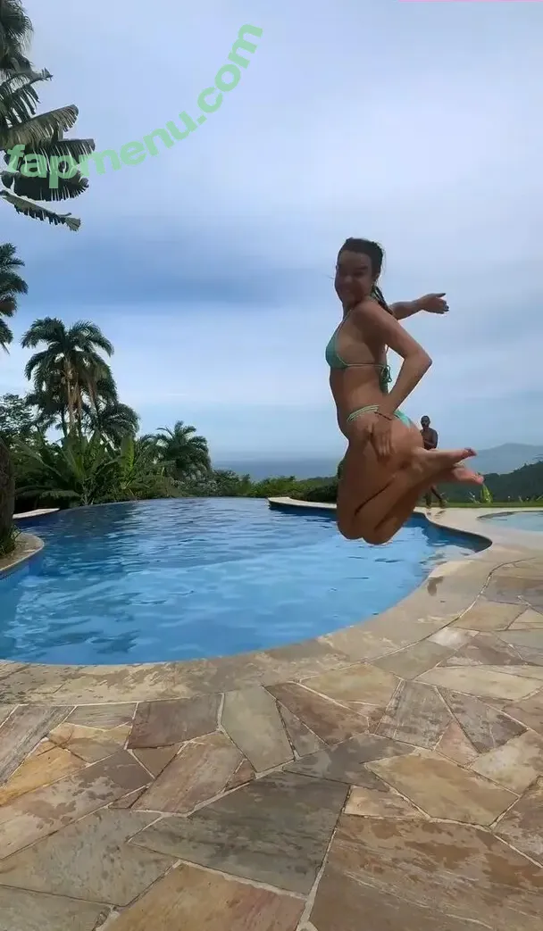 Mariana Molina nude photo #0101 (molinamariana)