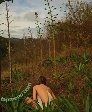 Mariana Ximenes / marixioficial nude photo #0242