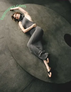 Mariana Ximenes / marixioficial nude photo #0245