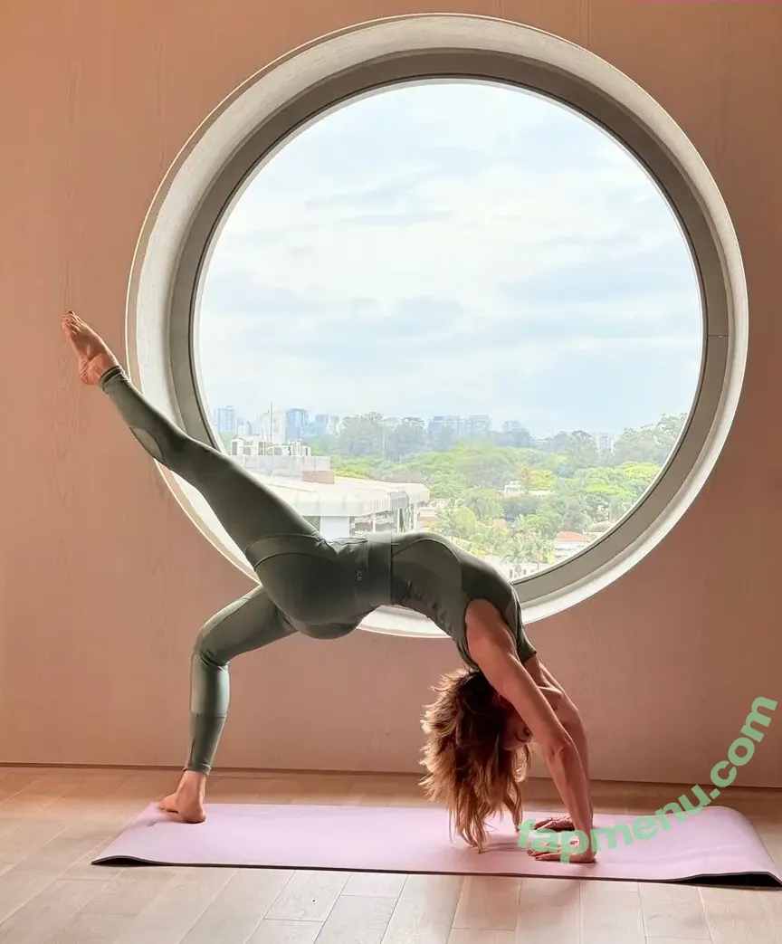 Mariana Ximenes nude photo #0262 (marixioficial)