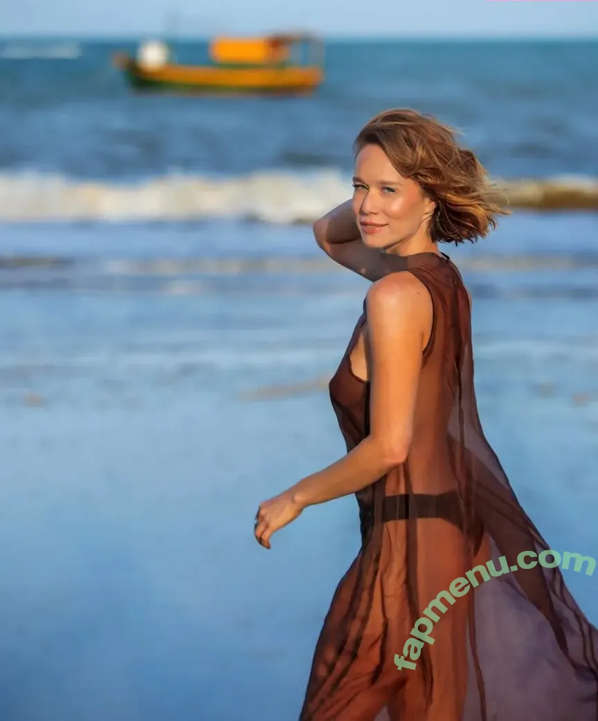 Mariana Ximenes nude photo #0298 (marixioficial)