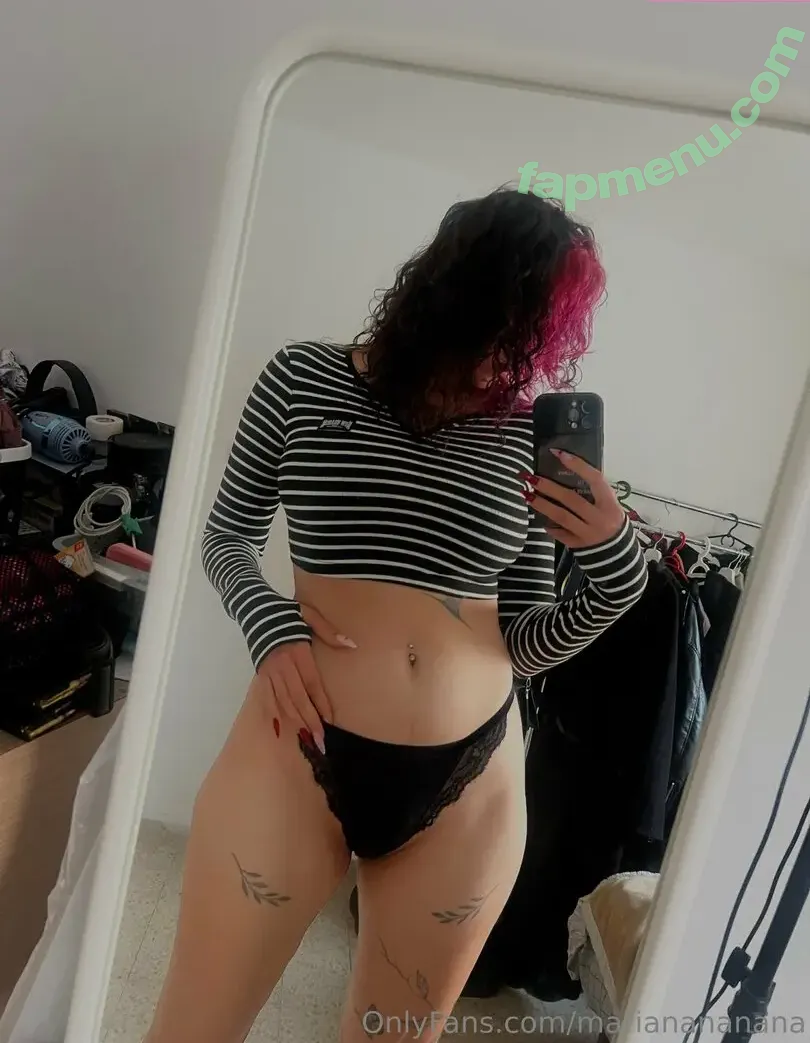 Marianananana nude photo #0023 (Mariana / maybeitsall)