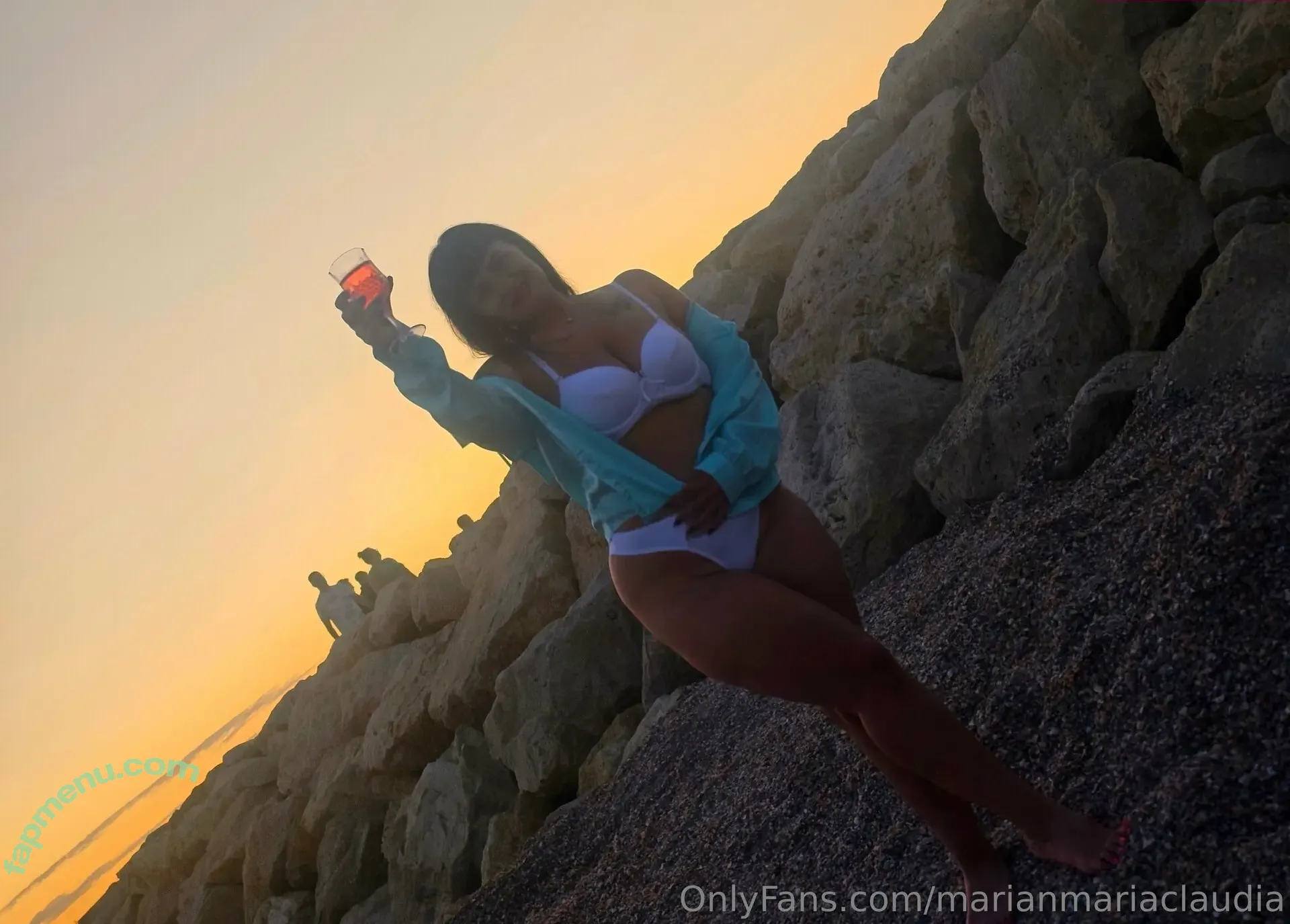 marianmariaclaudia nude photo #0066 (clau.diaclaudiaaaa)
