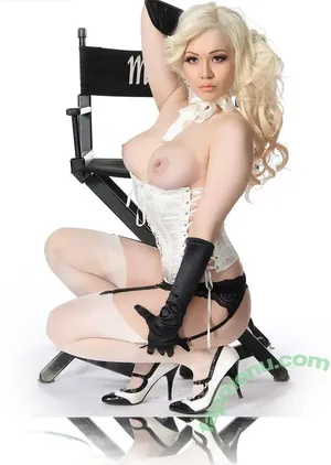  nude photo #0007