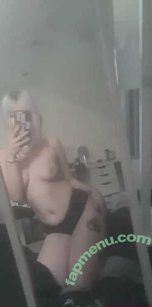  nude photo #0009