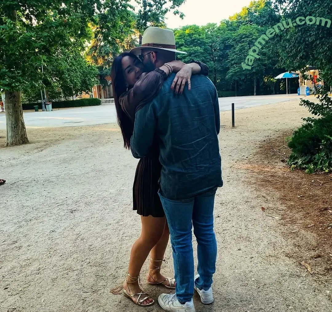 Maricel Freire Hotwife nude photo #0041 (maricelfreire)