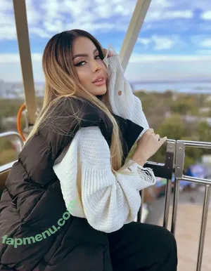 marie.art.meditation / barbiegirl.marie / marie_art_meditation / marie_rose_s / meditativeart_amateur nude photo #0105