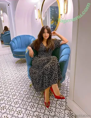 marie.art.meditation / barbiegirl.marie / marie_art_meditation / marie_rose_s / meditativeart_amateur nude photo #0124