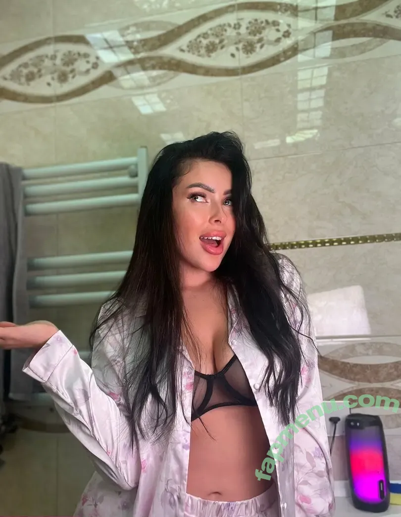 marie.art.meditation nude photo #0117 (barbiegirl.marie / marie_art_meditation / marie_rose_s / meditativeart_amateur)