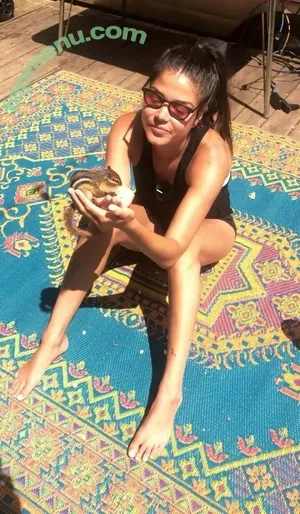 Marie Avgeropoulos / marieavgeropoulos nude photo #0116