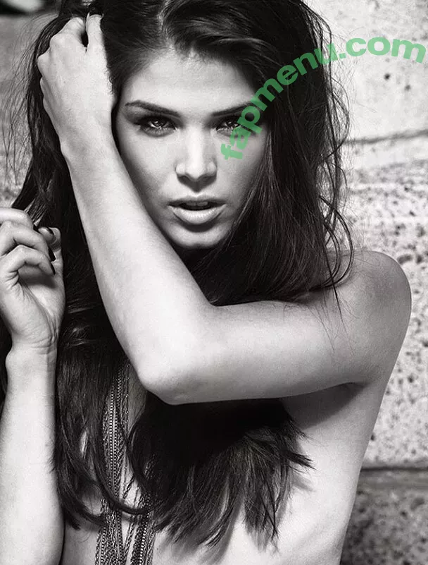 Marie Avgeropoulos nude photo #0013 (marieavgeropoulos)