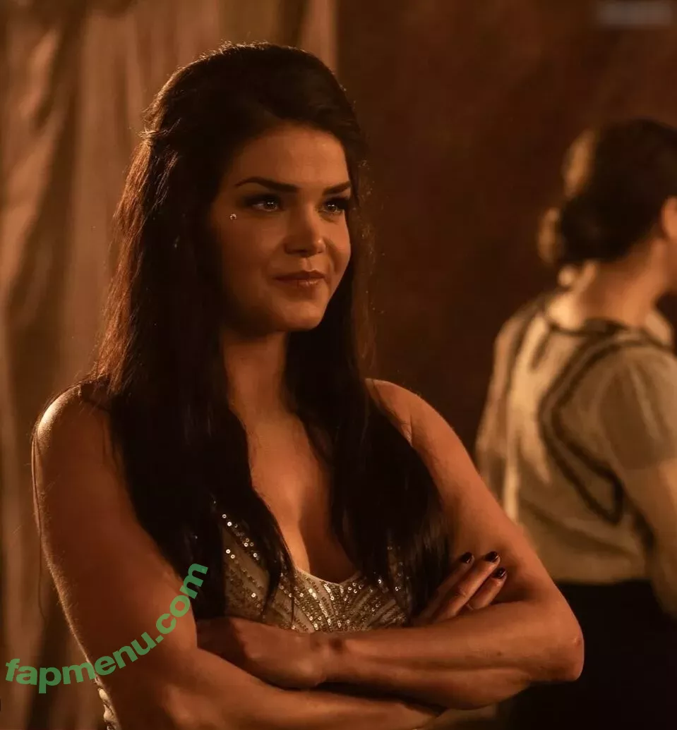 Marie Avgeropoulos nude photo #0064 (marieavgeropoulos)
