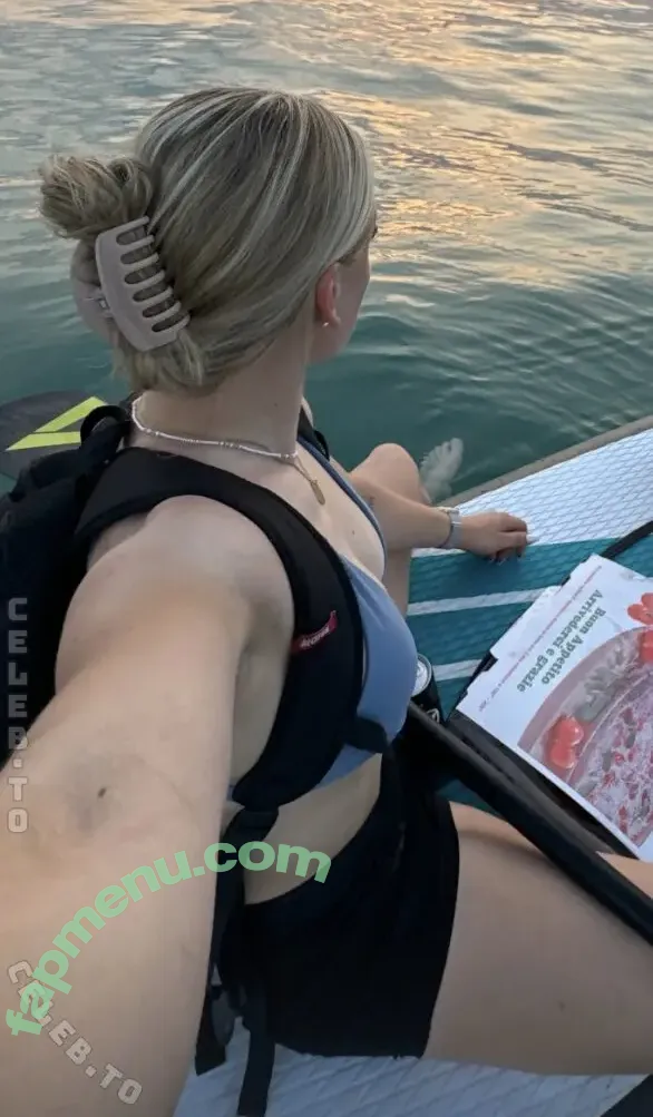 Marie Charlotte nude photo #0022 (_marie_charlotte)