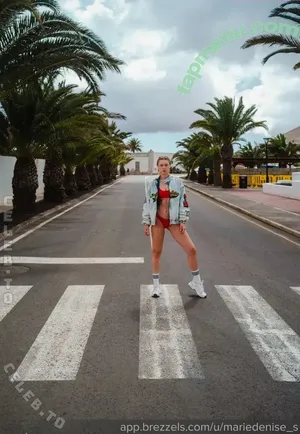 Marie Denise Schwarz / marie.denise_s nude photo #0482