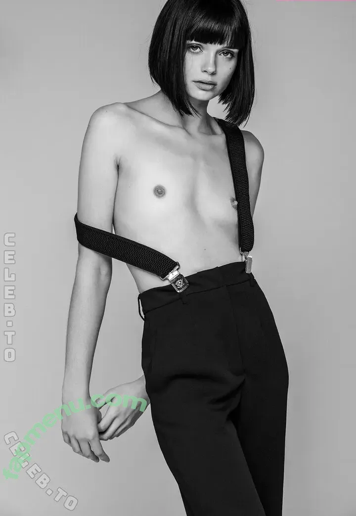 Marie Grippon nude photo #0236 (Mariegripponpro / mariegrippon)