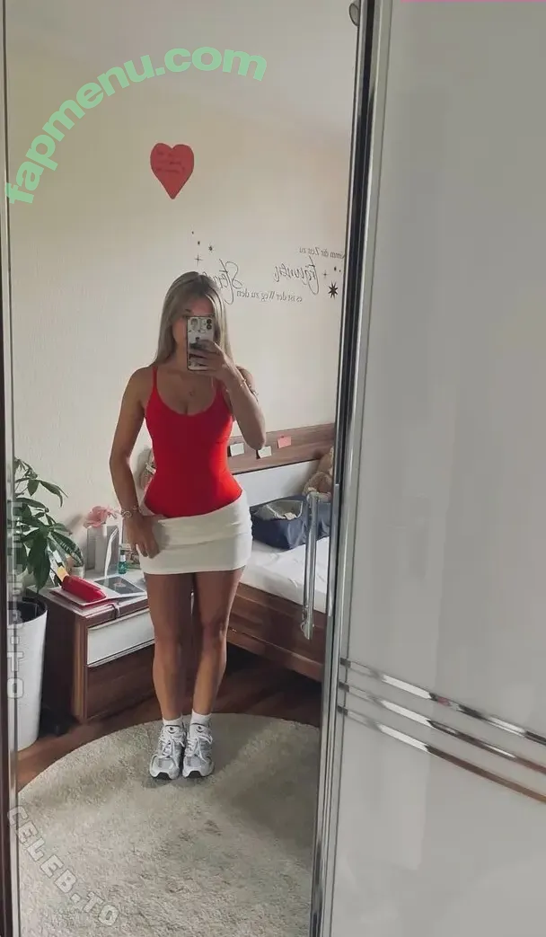 _marie.lbs nude photo #0037 (_marie.lbs07 / marietemara)