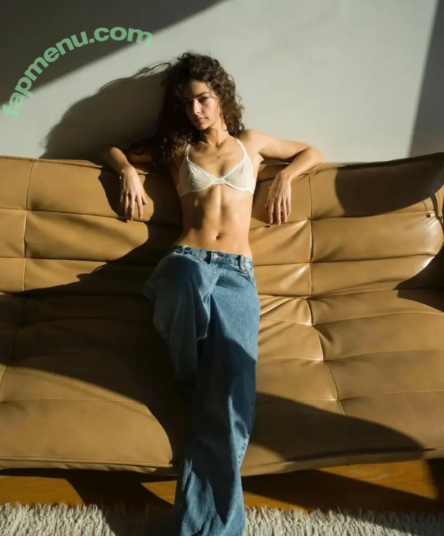 Marie Teissonniere nude photo #0021 (marie_teissonniere)