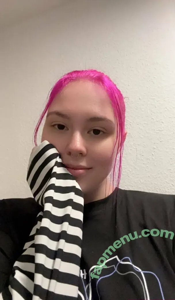 Marie Wunder nude photo #0087 (marie-wunder / marie.wunderlust_)