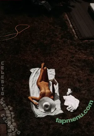 Marie Zoé / marieizoe / monamarie nude photo #0021