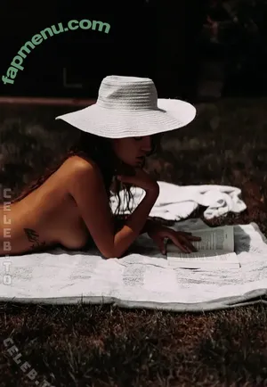 Marie Zoé / marieizoe / monamarie nude photo #0033