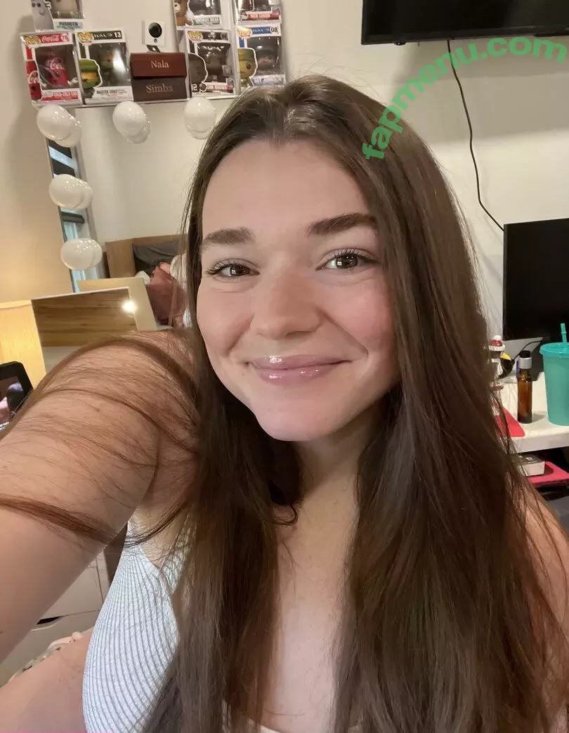 Marie nude photo #0042 (ddd.marie / ddd_marie / mariesomarie / marietemara)