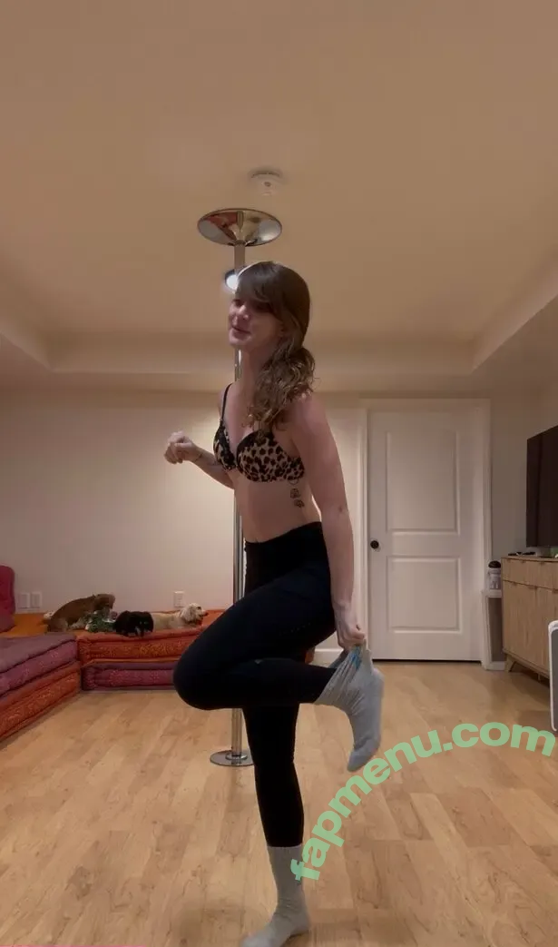 marieeeloveee2.0 nude photo #0011 (marie._.love22)