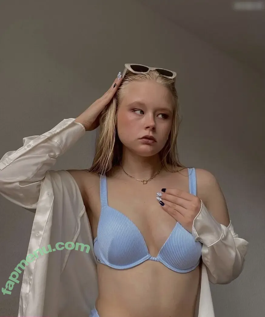 Marieejoan nude photo #0015 (marieeejoan)