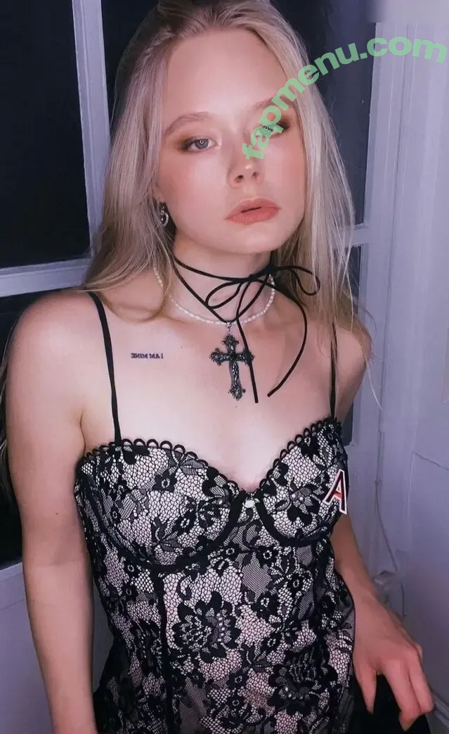 Marieejoan nude photo #0090 (marieeejoan)