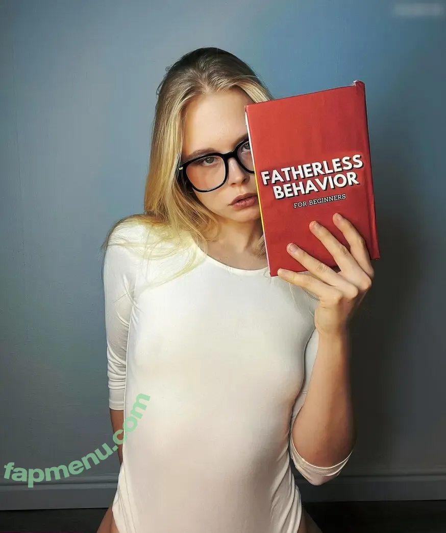 Marieejoan nude photo #0138 (marieeejoan)