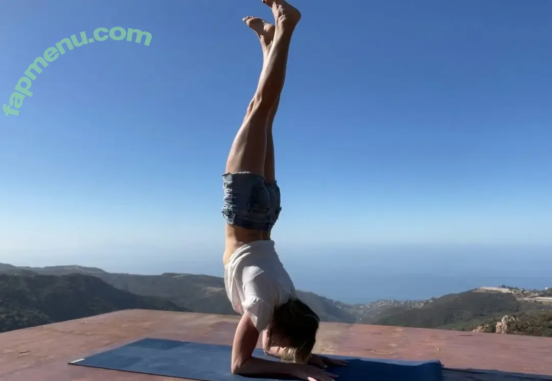 Mariel Hemingway nude photo #0144 (marielhemingway)