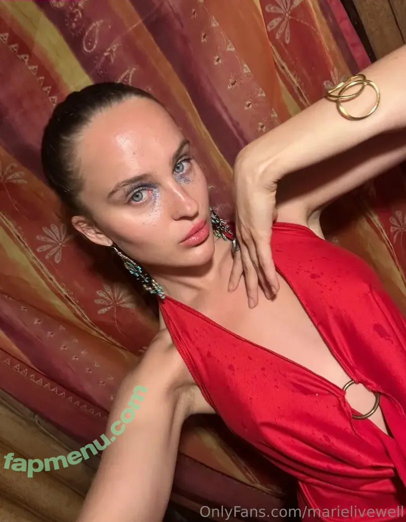 marielivewell nude photo #0112 (marillewellyn)
